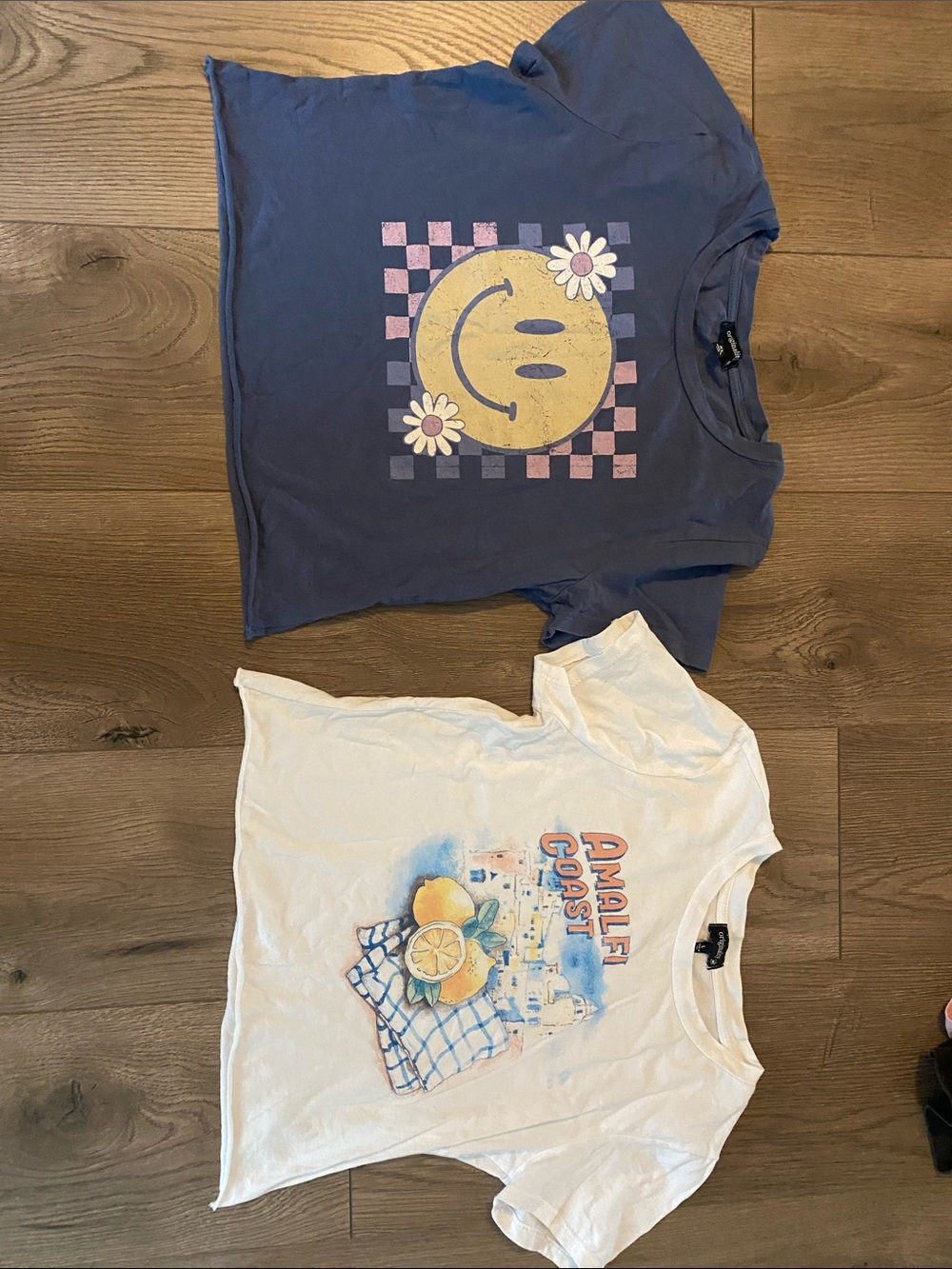 Blue Daisy Smiley Graphic Tee - Kids